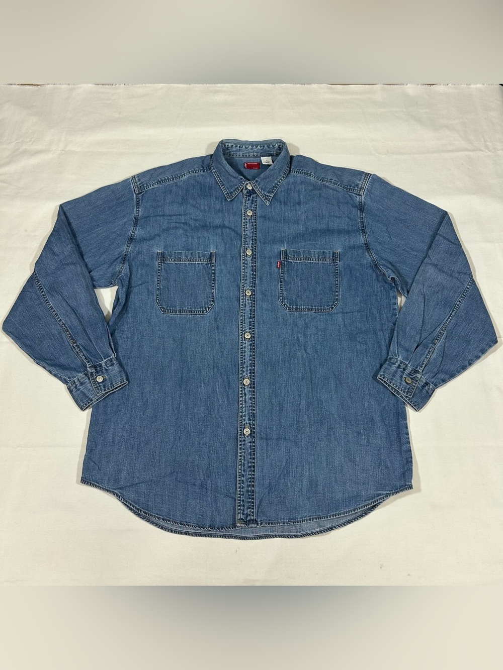 Vintage Y2K Levi’s Men’s Sz Large Denim Shirt Red Tab Metal Buttons Blue Cotton